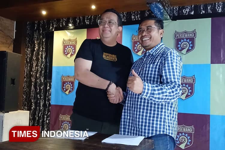 Transformasi Menuju Klub Sepakbola Moderen, Persewangi Banyuwangi Kontrak Agensi