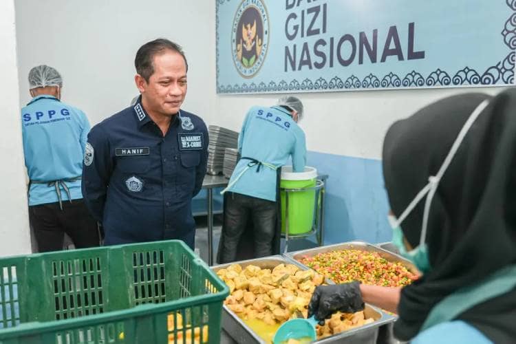 Dampak Lingkungan Program Makan Bergizi Gratis, Menteri LH Ingatkan Pengelolaan Sampah