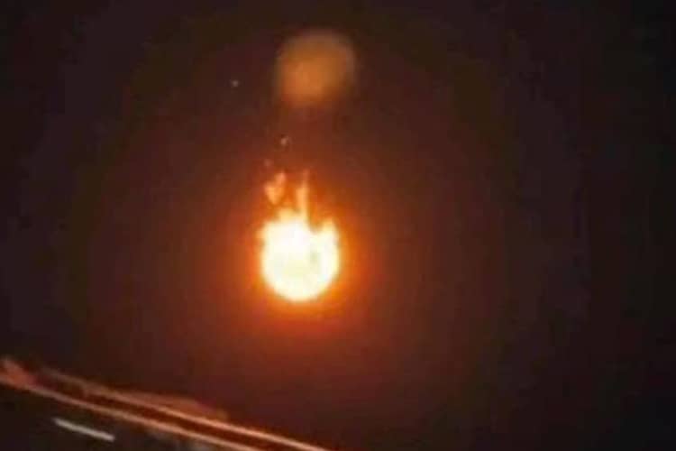 BRIN: Dentuman dan Bola Api di Langit Cirebon Akibat Meteor Besar Jatuh di Laut Jawa