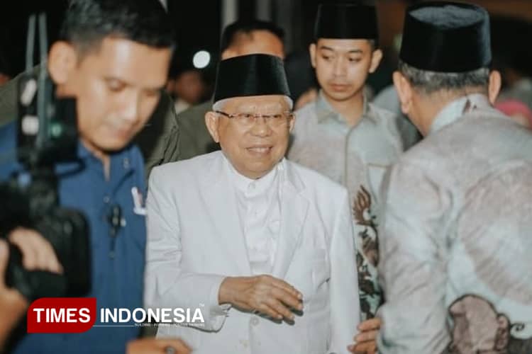 2 Abad Bahrul Ulum Jombang: Tonggak Penguatan Tradisi dan Transformasi Pesantren