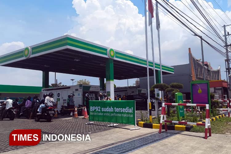 SPBU BP di Kota Malang Akhirnya Kembali Beroperasi, Antrean Kendaraan Langsung Mengular