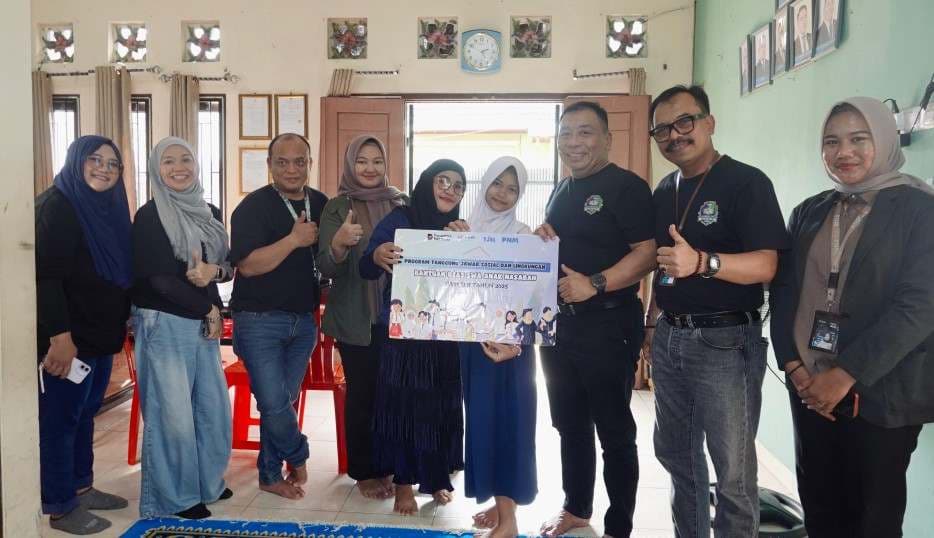 Dukung Asta Cita Presiden, PNM Salurkan Beasiswa untuk Masa Depan Pendidikan Anak Nasabah