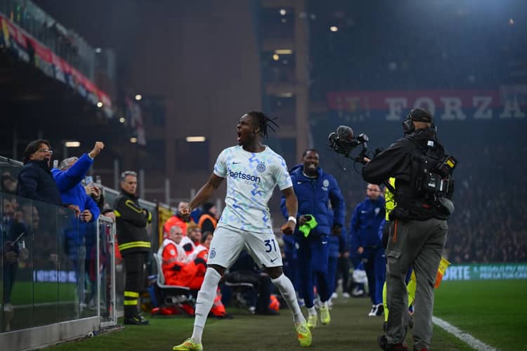 Kalahkan Genoa, Inter Milan Ambil Alih Puncak Serie A