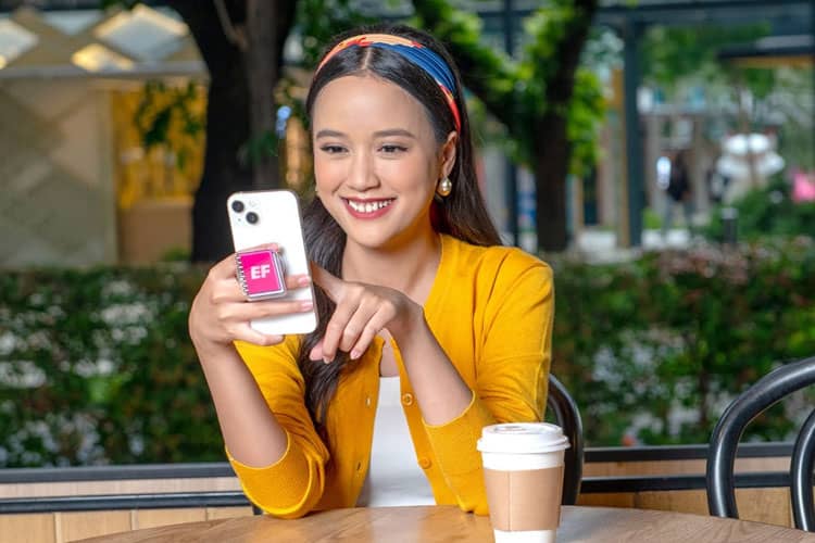 EF EPI Perkenalkan Sistem Penilaian Speaking dan Writing Berbasis AI untuk Pertama Kalinya