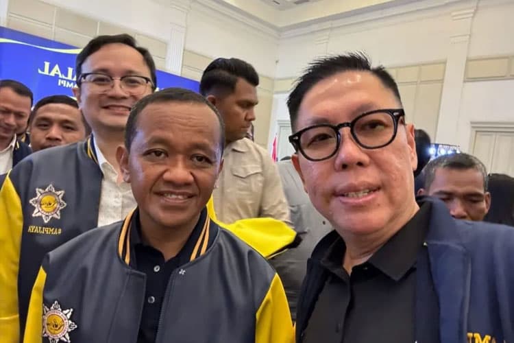 Presiden Prabowo Beri Arahan Kepada Menteri Bahlil untuk Pemerataan Aliran Listrik di Seluruh Dusun dan Desa
