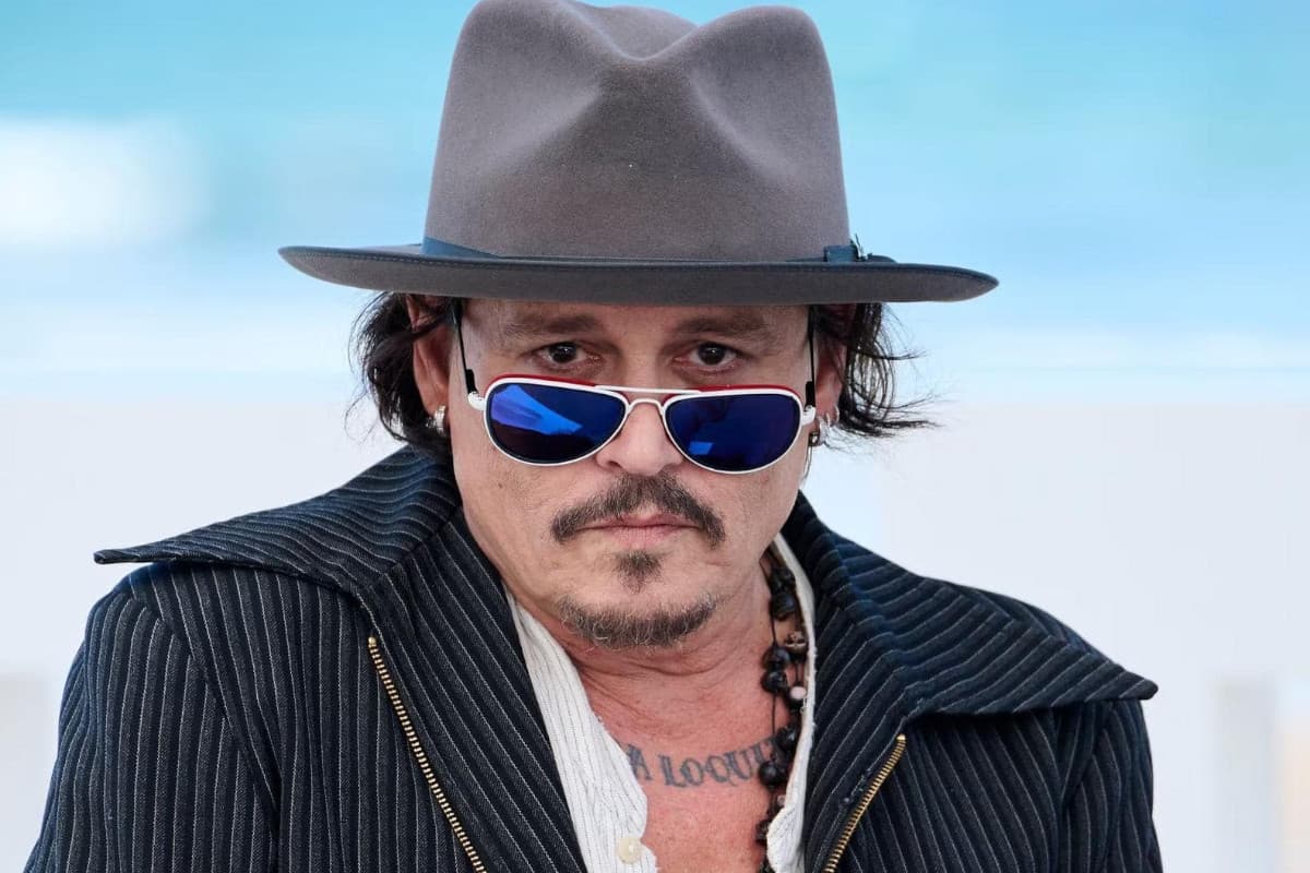 Bak Bunglon, Wajah Johnny Depp Tak Dikenali di Film Anyar