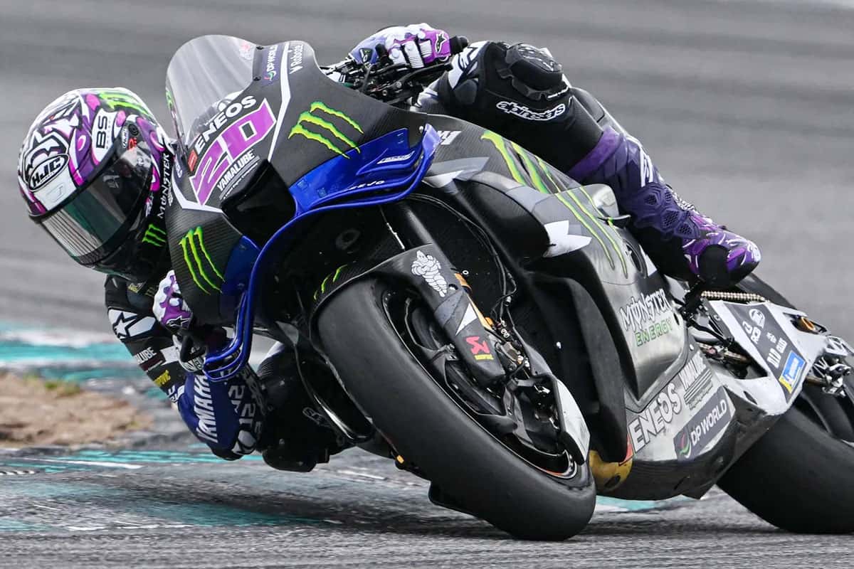 Fabio Quartararo Cedera Jari, Uji Coba V4 Yamaha di Sepang Tersendat