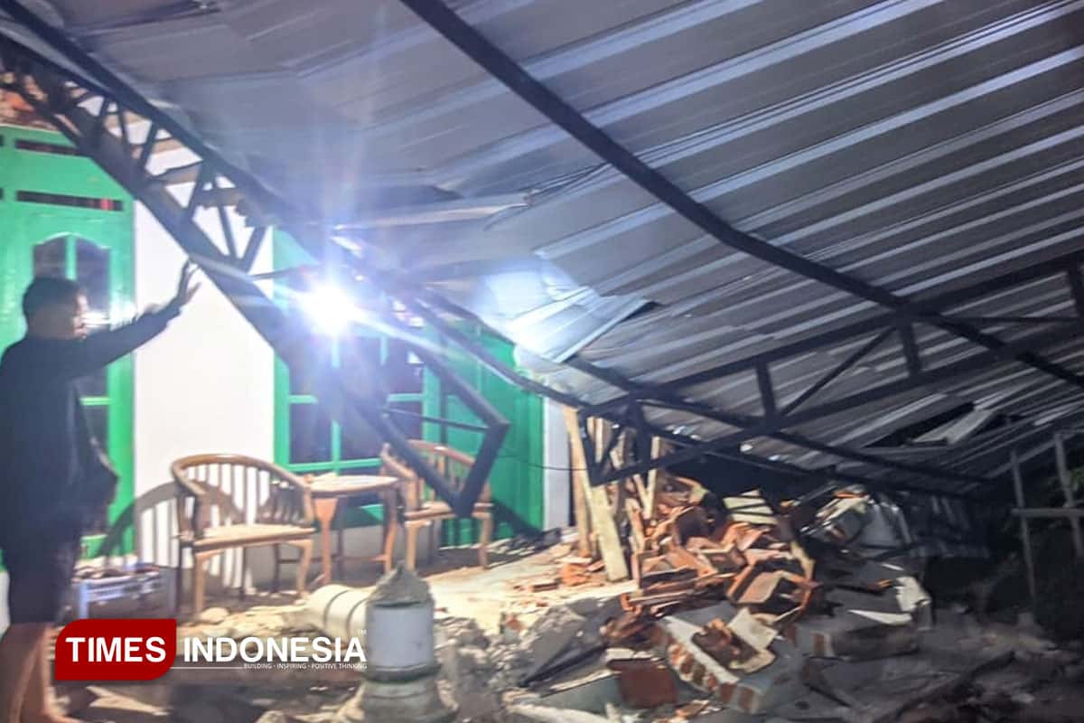 Khutbah Jumat Edisi (6/2/2026): Menjemput Hikmah di Balik Musibah Gempa