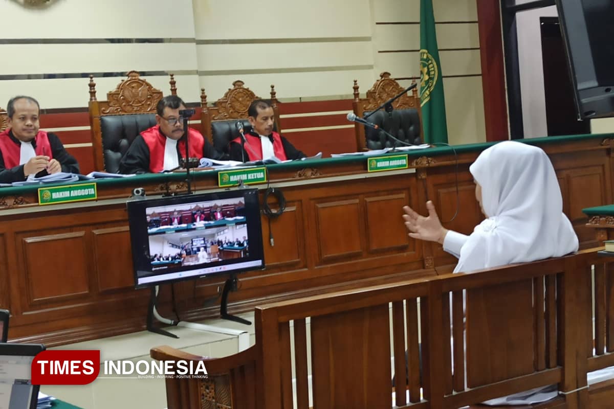 Jadi Saksi di Tipikor, Khofifah Mengaku Baru Kenal Kusnadi Sejak Jabat Gubernur Jatim