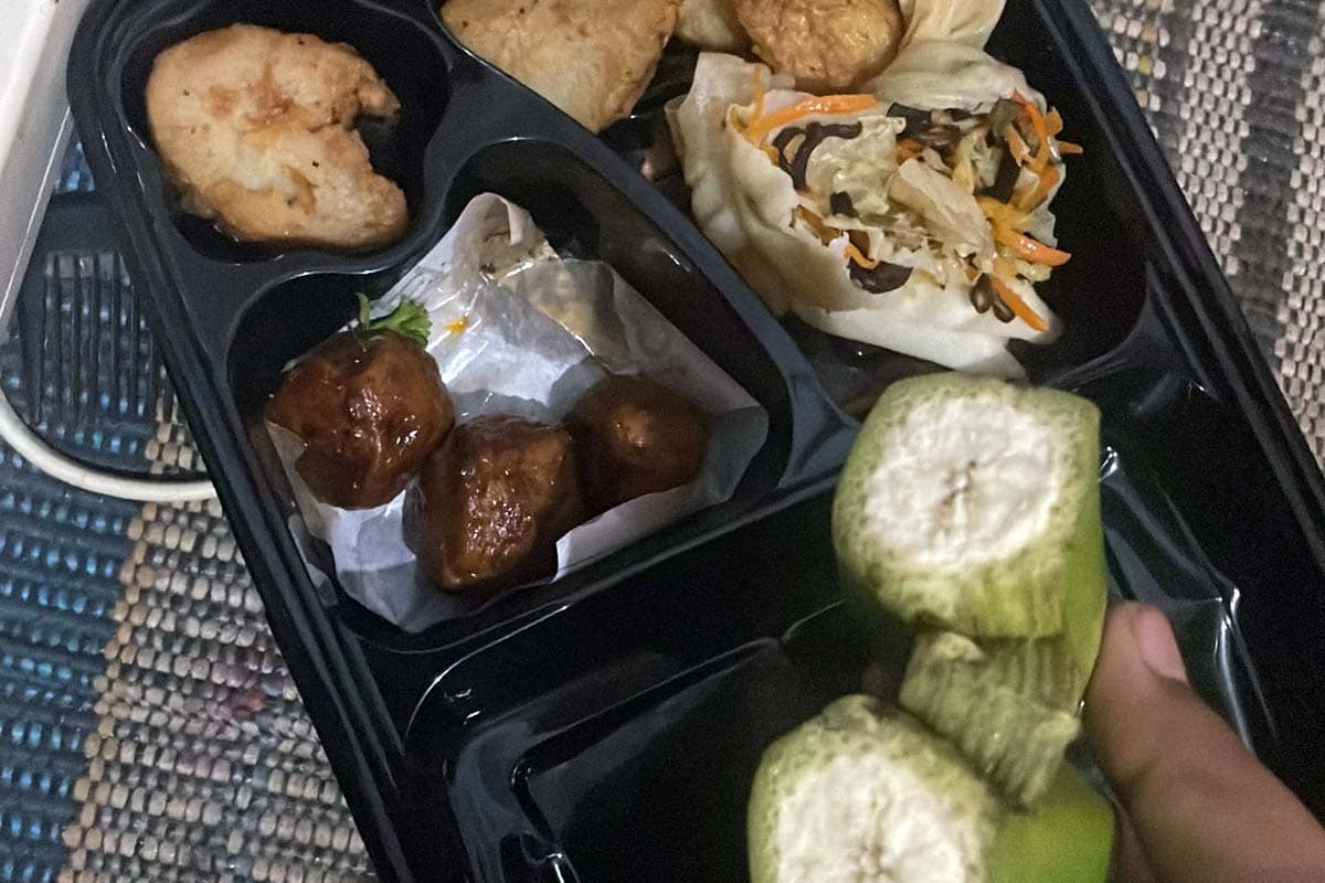 Warga Donomulyo Kabupaten Malang Keluhkan Menu MBG Berisi Pisang Mentah, SPPG Akui Kesalahan Pemasok