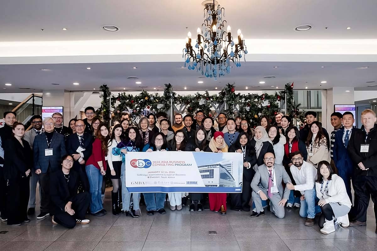 Kolaborasi Internasional, Mahasiswa Magister Prasetiya Mulya Ikuti Asia Business Case Program di Korea Selatan