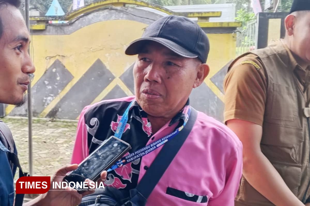 Kisah Pak Toli, Kader Posyandu Desa Sumberjeruk yang Mengabdi Lebih dari Tiga Dekade