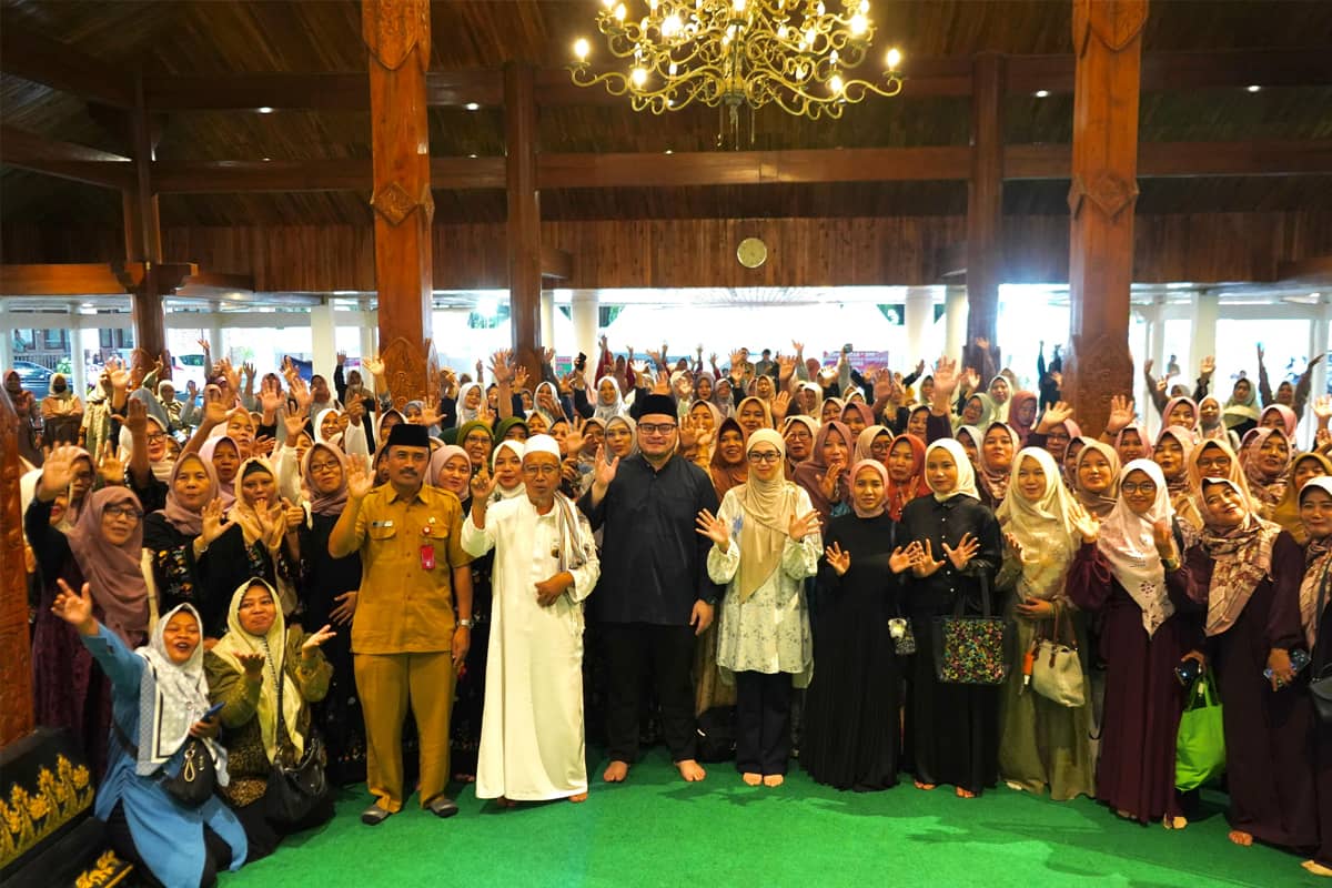 Ini Hadiah dari Mas Dhito untuk Kader PKK Kediri yang Mengabdi Lebih 30 Tahun