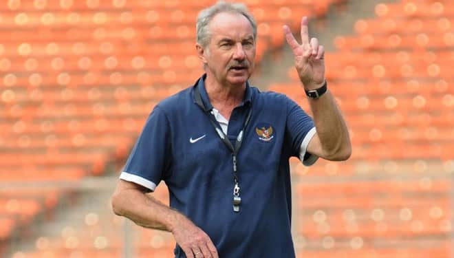Mantan Pelatih Timnas Indonesia Alfred Riedl Meninggal Dunia