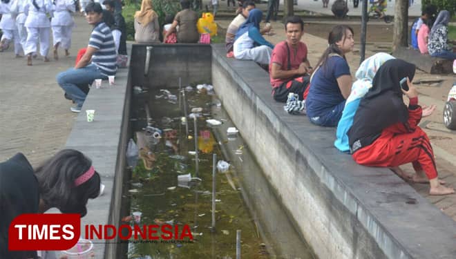 Tempat Sampah di RTH Maron Diperbanyak