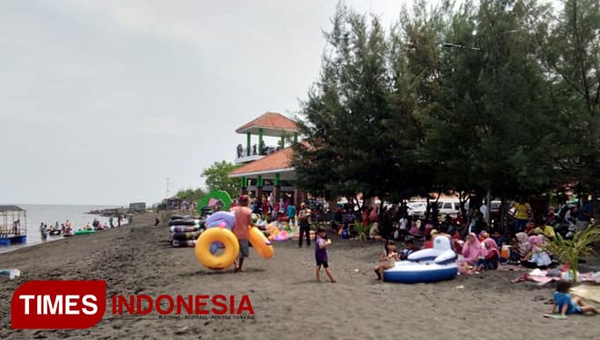 Serunya Berlibur di Pantai Duta Jelang Tahun Baru