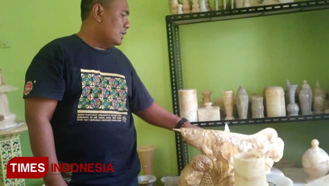 Melihat Sentra Kerajinan Batu Onyx di Gresik