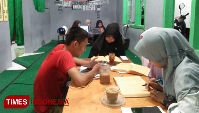 Menengok Warung Ala Santri yang Didirikan Para Santri di Jember