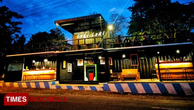 Container Cafe Laki-laki, Tempat Pas Menikmati Kopi Bondowoso
