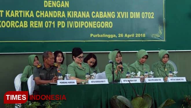 Ditinggal Suami Bertugas, ini Pesan Ketua Persit KCK PD IV Diponegoro