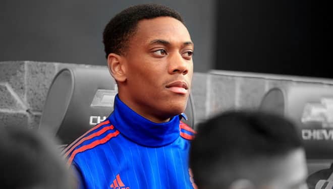 Terpinggirkan, Martial Tak Lagi Kerasan di Manchester United