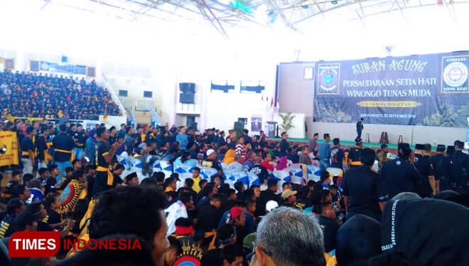 Ribuan Pesilat PSHW Rayakan Suran Agung di Magetan