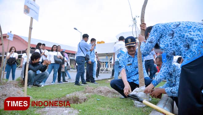 Pohon Tabebuya Bakal Mempercantik Kota Karismatik Madiun