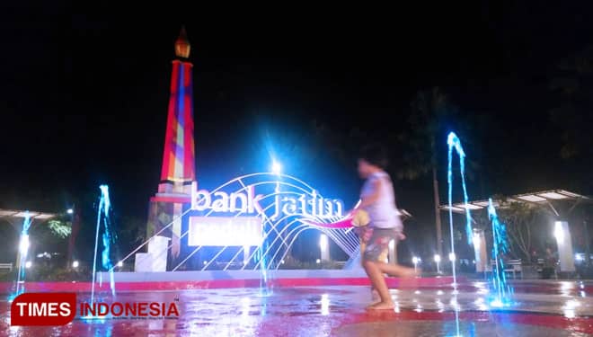 Taman Demangan Kota Karismatik Madiun Dilengkapi Air Mancur Kering
