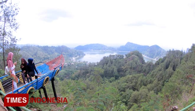 Menikmati Mloko Sewu, Destinasi Wisata Baru di Ponorogo