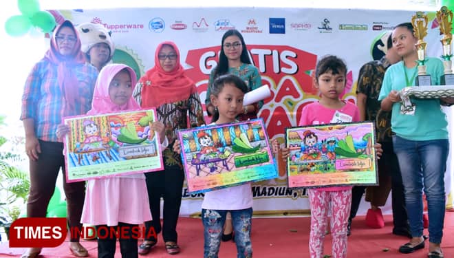 Ratusan Anak TK/PAUD Ikut Lomba Mewarnai Resto Lombok Idjo