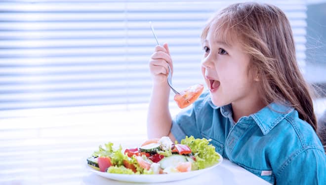 Pilihan Makanan Sehat untuk Meningkatkan Sistem Imun Anak