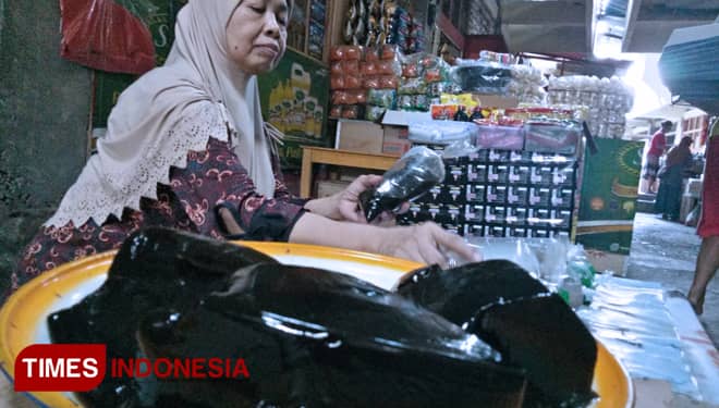 Grass Jelly, a Typical drink from Magetan for to Sweep Away Your Thirst