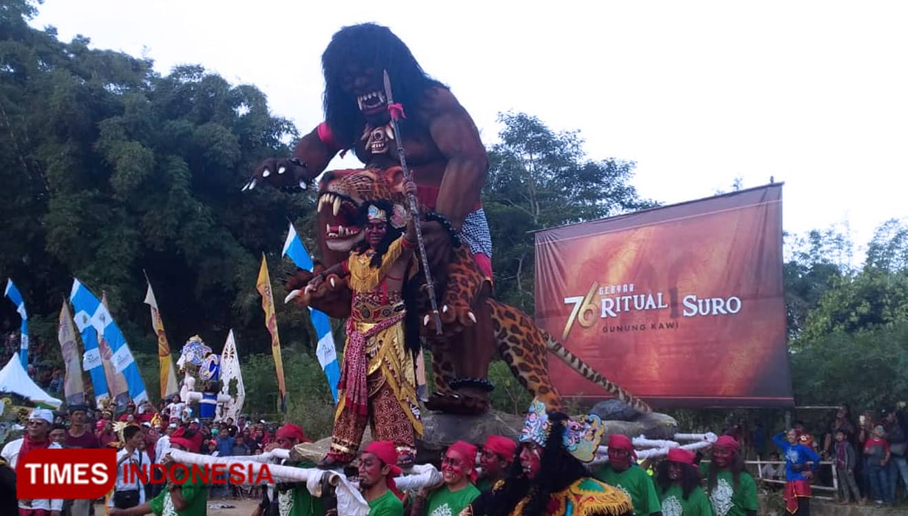 Gebyar Satu Suro Gunung Kawi, Bakar Sang Kala Simbol Angkara Murka