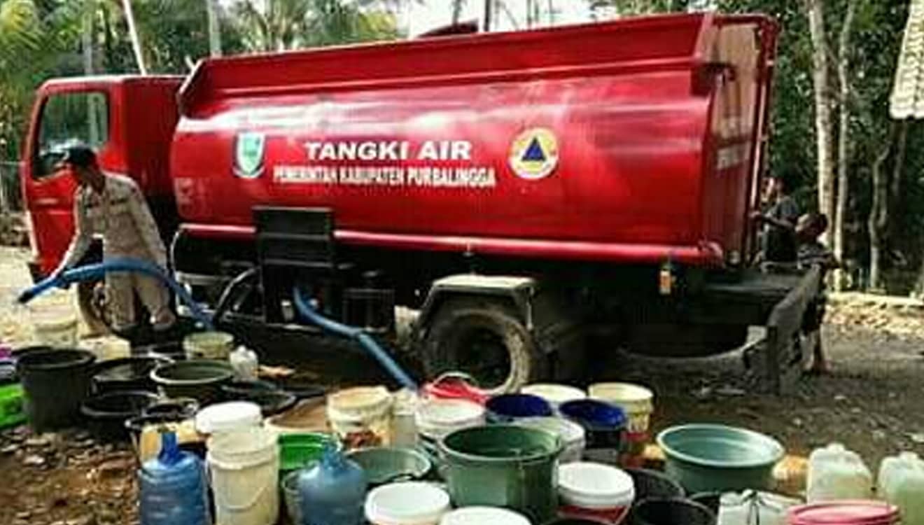 Atasi Kelangkaan Air Bersih, BPBD Purbalingga Operasikan 8 Unit Mobil Tangki Air