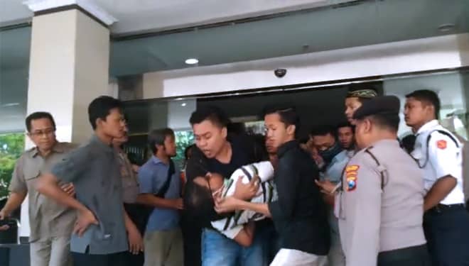 Demo di Kampus UTM Ricuh, Aktivis HMI Terluka