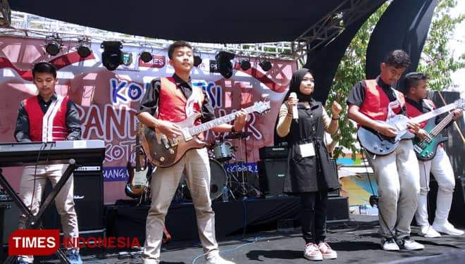 Belasan Band Pelajar Unjuk Kemampuan di Kota Madiun