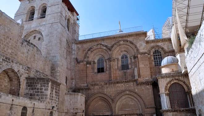 Kisah Keluarga Muslim Penjaga Kunci Gereja Yesus The Holy Sepulchre Yerusalem