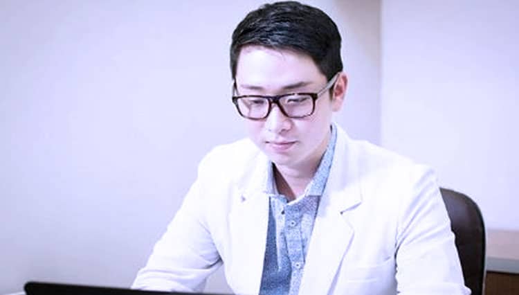 Dr Andrew, Dokter THT Ramah Anak Penggagas THT Terpadu Goes to School