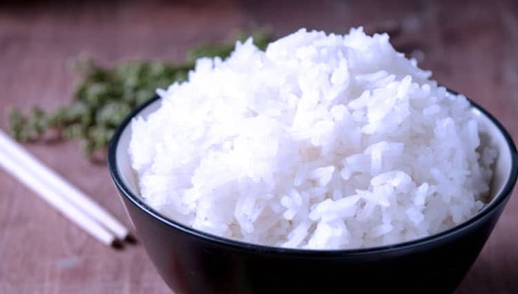 Makan Nasi Bisa Bikin Ngantuk? Ini Penjelasaannya