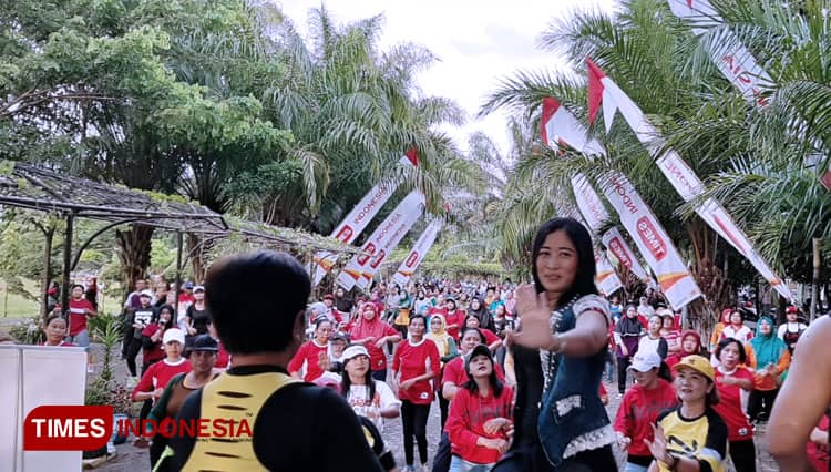 Ratusan Warga Antusias Senam Bersama di RTH Pilangbango Kota Madiun
