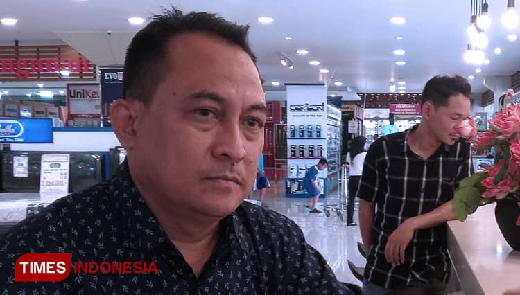 Imbas Wabah Corona, Pusat Perbelanjaan Terbesar Bajarnegara Sepi
