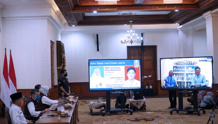 Selamat! Gubernur Jatim Khofifah Beri Hadiah Khusus SMAN 2 Lamongan