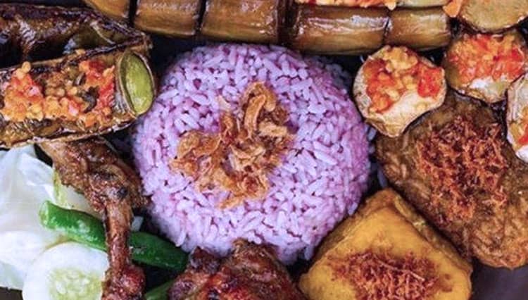 Nasi Uduk Ungu Khas Sukabumi, Coba Bikin Yuk