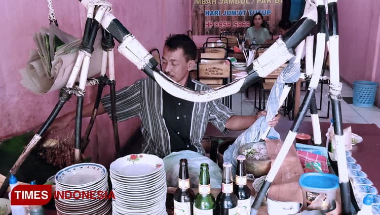Wisata Kuliner Ponorogo, Nikmati Sate Gule Legendaris Mbah Jambul