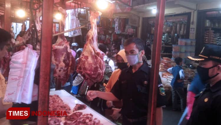 Alhamdulilah, Harga Kebutuhan Masyarakat di Pasar Tradisional Kuningan Sudah Normal