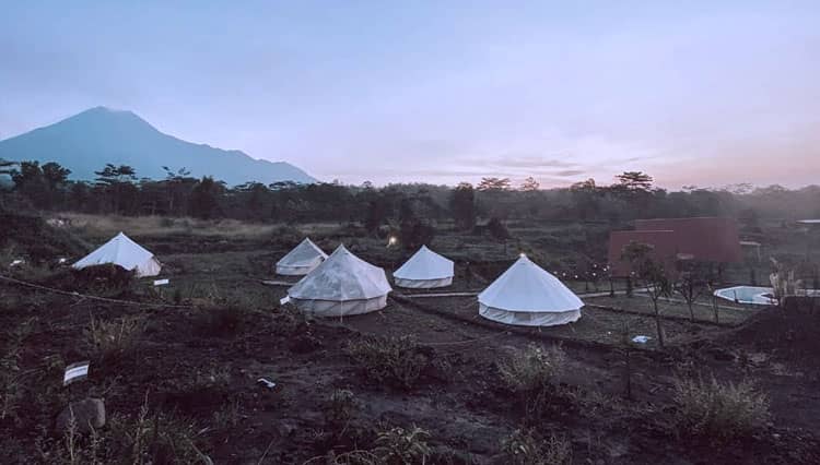 Ingin Nginap Outdoor? Ya di Pallatina Glamping Lereng Gunung Merapi