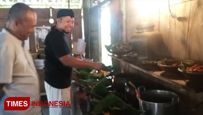Warung Kopi Kebul Kenteng Sajikan Menu Sehat Tradisional