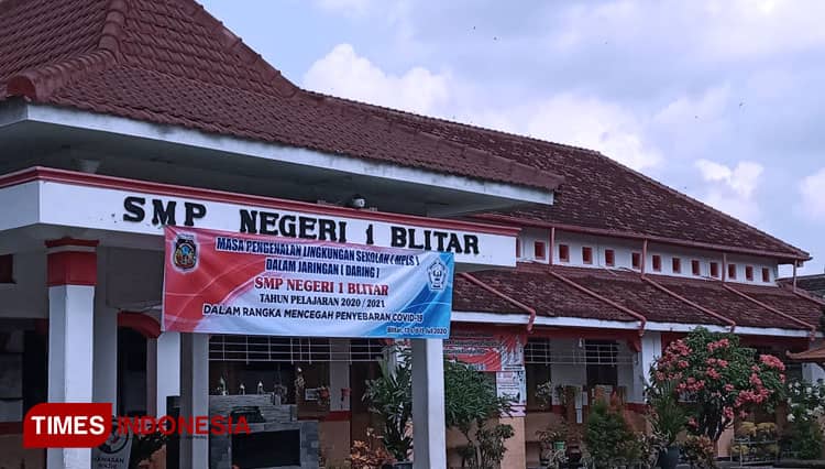 Siswa Baru di Kota Blitar Ikuti Masa Pengenalan Lingkungan Sekolah Secara Online