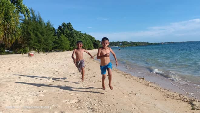Tak Hanya Indah dan Unik, Pantai Army Dock Morotai Tawarkan Sejarah Perang Dunia