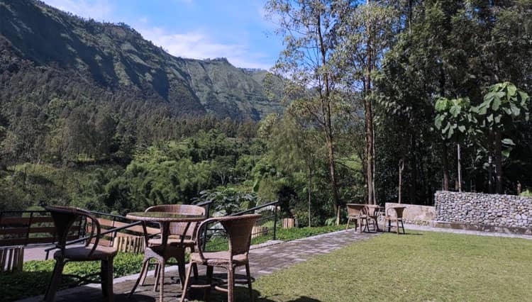 De Potrek Bromo, Cafe Viral Terekomendasi 5 Star iGuides